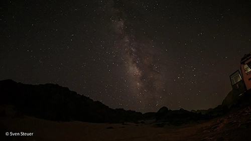 Galaxy Tour in the Arabian Desert