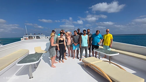 Tauchergruppe auf Safari mit Diver on Tour